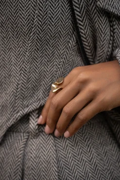 Gold Wavy Ring*JLUXLABEL Online