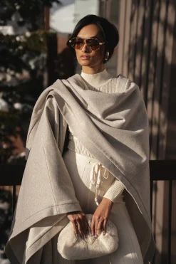 Ivory Park City Reversible Shawl*JLUXLABEL Online