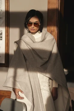 Ivory Park City Reversible Shawl*JLUXLABEL Online